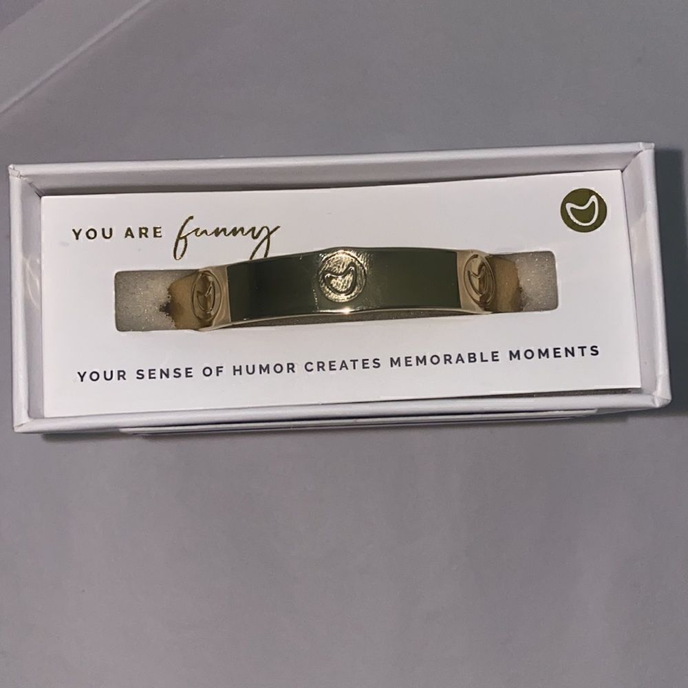Elsa Leigh Funny Cuff Gold Bracelet - Picture 2 of 5